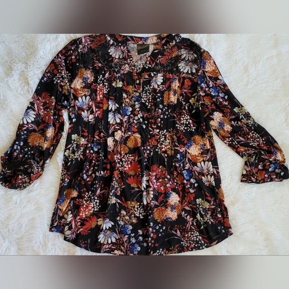 J.t.b. Set of 2 Floral Blouse V Neck Silver Button Shirts Size S small - Picture 13 of 16